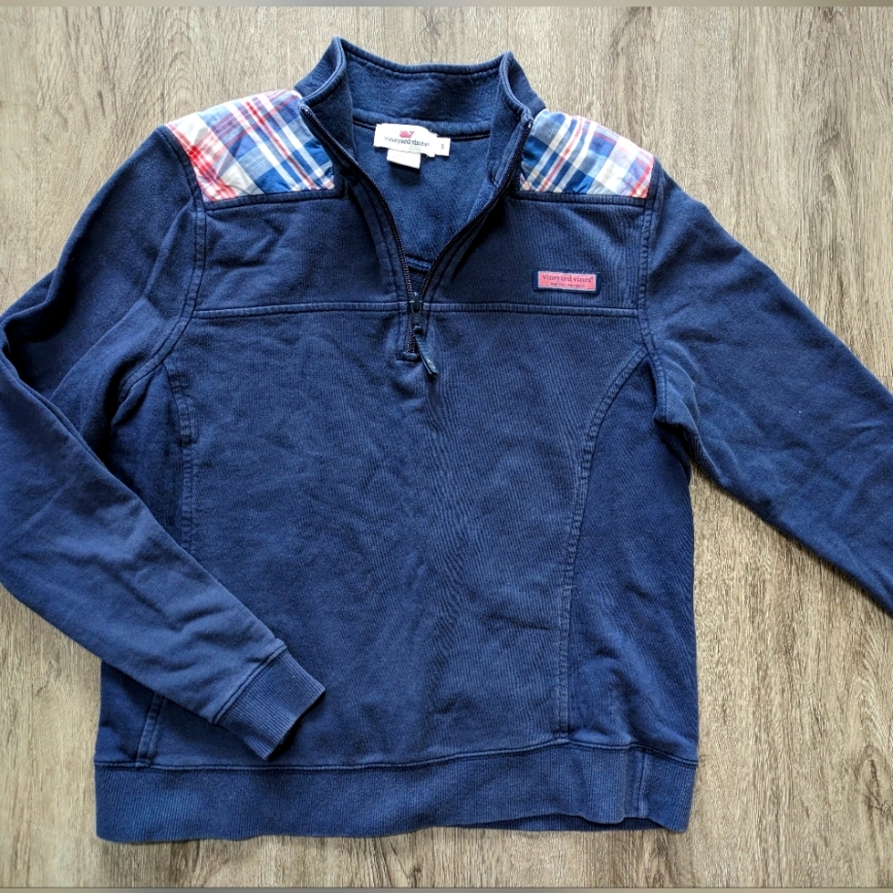 Vineyard Vines girls small relaxed shep shirt sweater
